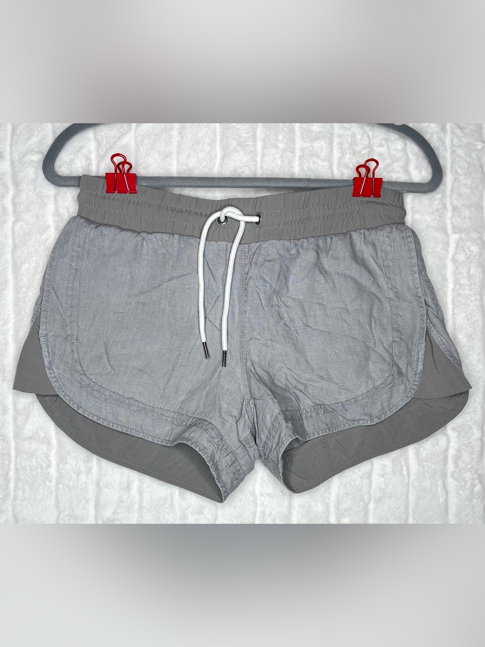 Athleta Linen Shorts Women’s Size 2 Gray Drawstring Pull On Layered Athletic